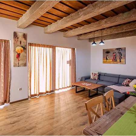 Pemikas I * Liptovský Mikuláš