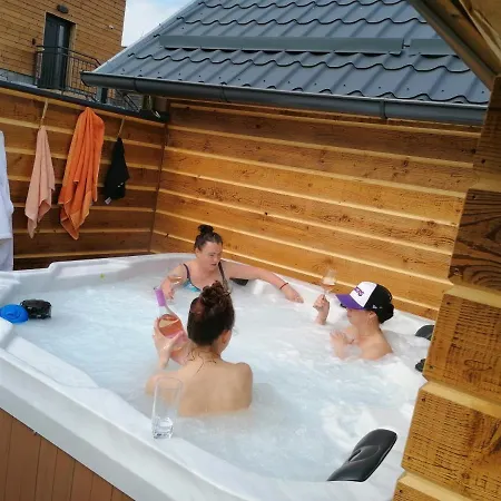 Appartement Pemikas I *